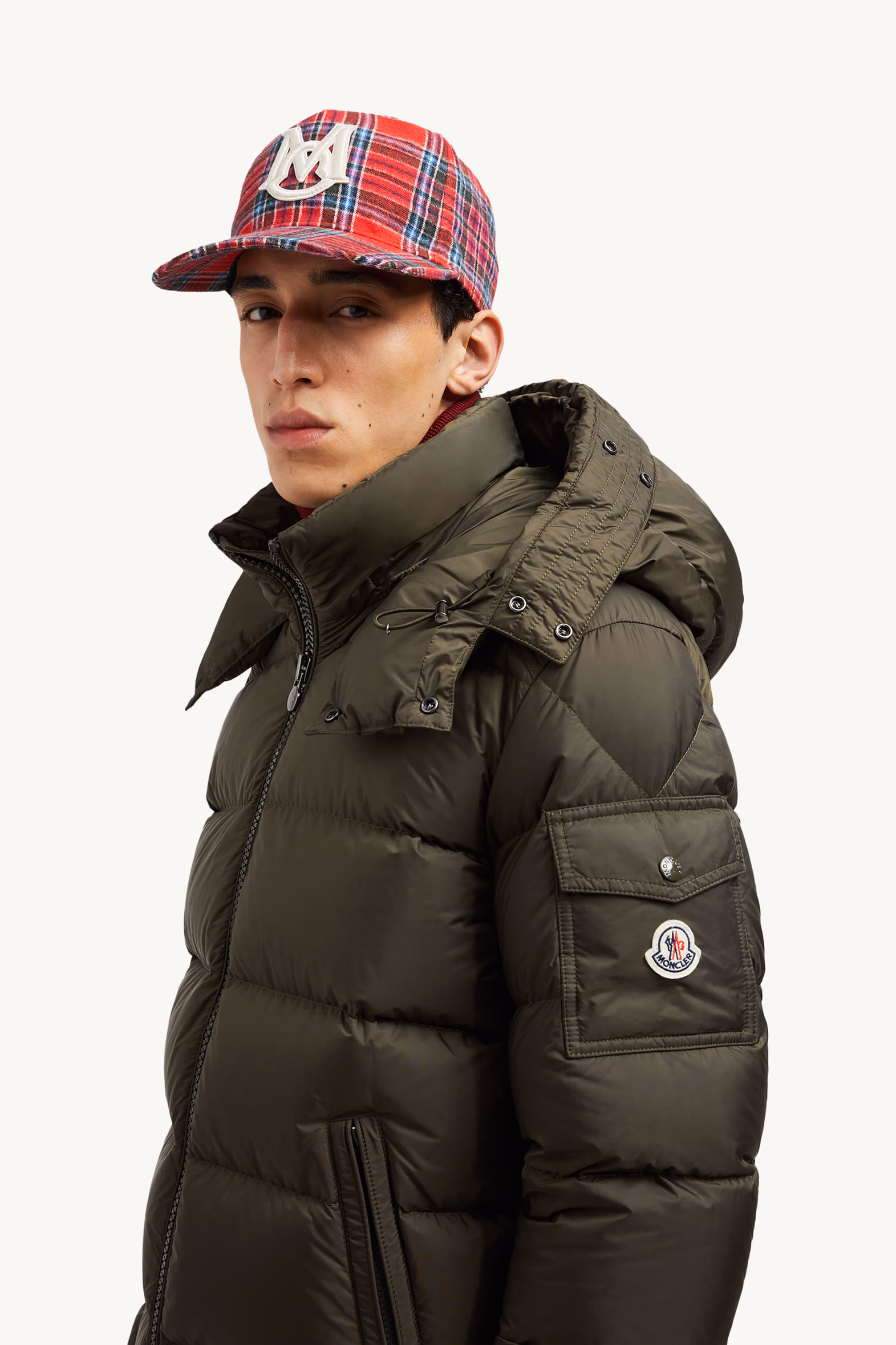 Mayaf Hooded Short Down Jacket Men Olive Green Moncler 7